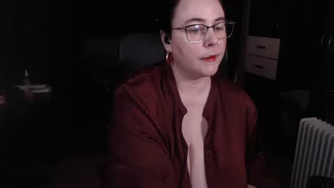 PoshMistres    online show from September 28, 3:46 am