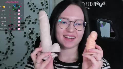 Robyn online show from February 26, 4:50 pm