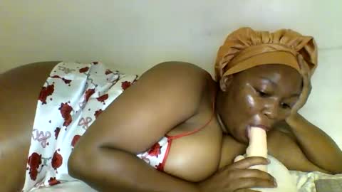 Prettie diva online show from February 12, 10:22 pm