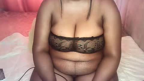 chichi online show from November 13, 10:47 am