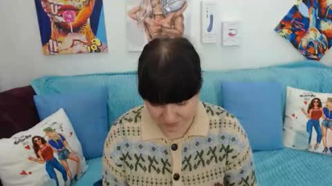 pretty_malika online show from April 11, 7:45 am