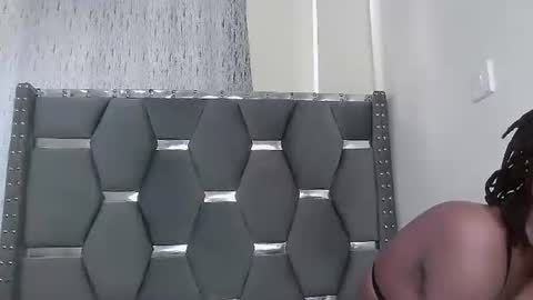 lynn online show from February 12, 12:18 pm