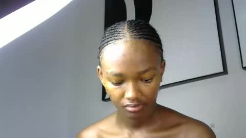 Pretty doll online show from April 9, 10:53 am