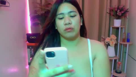 pretty stela online show from October 25, 2:08 am