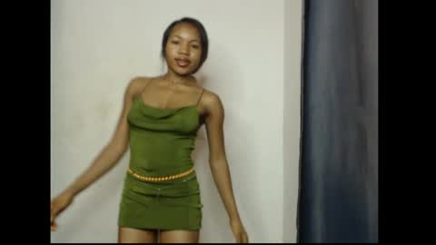 helen online show from April 14, 6:52 pm