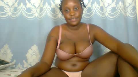 SHANIA online show from February 25, 4:27 pm