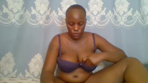 SHANIA online show from April 13, 8:26 am