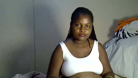 prettyriss online show from April 4, 8:29 pm