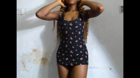 prettysexy6 online show from May 15, 11:40 pm