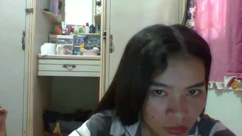 prety784828 online show from June 14, 2:24 am