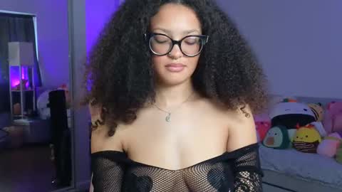 Snapshot of princessamberrrxo chatting on September 12, 9:22 pm Amber online show from September 12, 9:22 pm