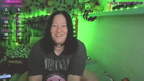 Lux Alot Luxi online show from September 25, 7:23 pm