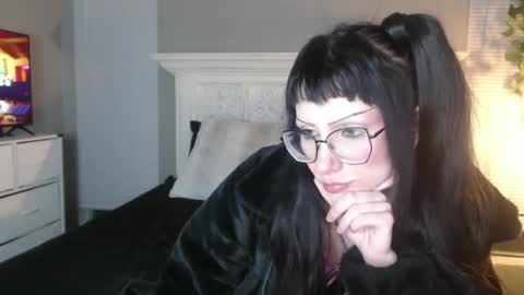 princessminxxy online show from January 24, 6:35 am