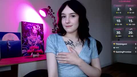 18 y.o online show from November 8, 12:21 pm