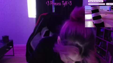 Tyff online show from April 20, 11:57 am