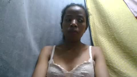 prisca880319 online show from April 16, 4:02 am