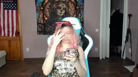 Di online show from April 18, 7:44 am