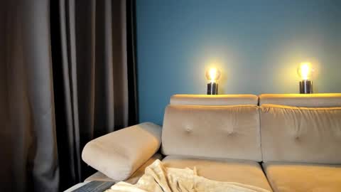 Raven  but you can call me sweetie or honey too  online show from February 9, 7:38 pm