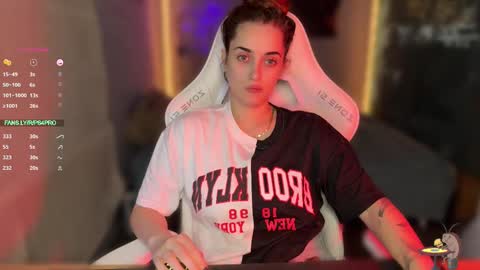 Queen of Pain online show from November 13, 4:06 pm