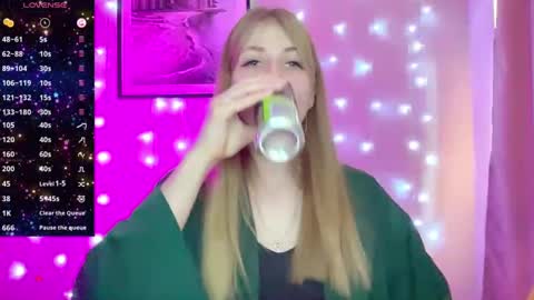 Alicia online show from January 10, 12:58 pm