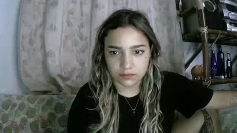 Lizzy online show from April 6, 5:19 am