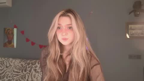 Bella online show from March 27, 6:04 am