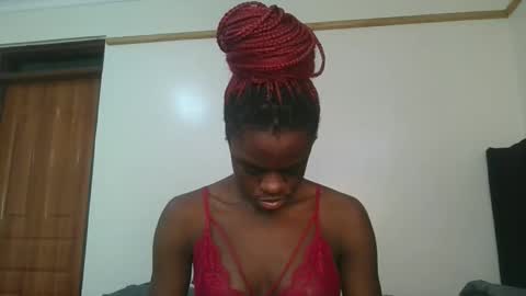 purple_honey1 online show from April 16, 9:39 pm