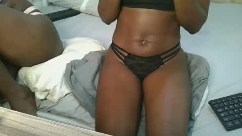 purple_honey1 online show from March 28, 11:54 am