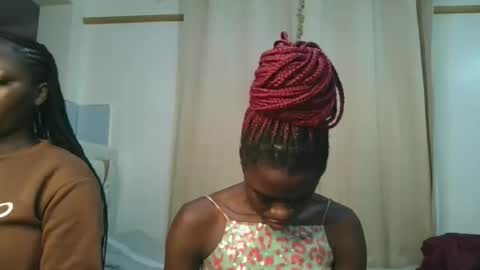 purple_honey1 online show from April 3, 3:32 pm