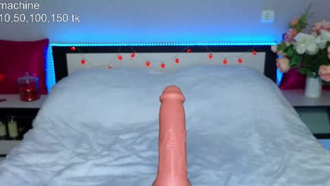 Snapshot of pussy_asmr chatting on March 11, 5:02 pm Monica online show from March 11, 5:02 pm