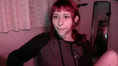 Katiux online show from November 18, 2:23 am