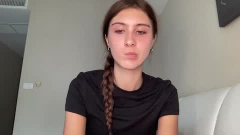 pussygirl007 online show from December 10, 10:28 am