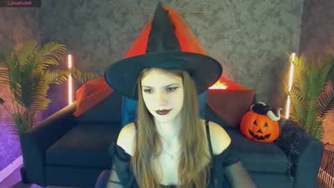 Ellie online show from October 27, 7:15 am