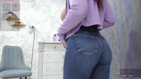 Love online show from November 11, 2:25 pm