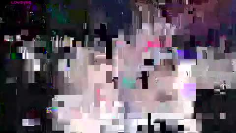 qianqian_ online show from December 15, 11:59 am