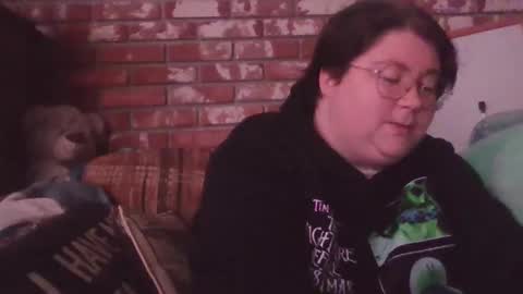 Br4tty Bunny online show from January 6, 5:27 pm