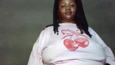 queen2302 online show from April 27, 9:34 pm