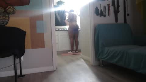 QnAnitaDix online show from November 17, 5:24 pm