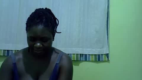 queen_diva01 online show from April 17, 9:50 pm