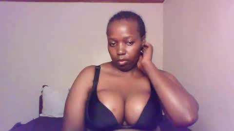 QUEEN online show from January 17, 11:40 am