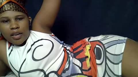 queen_polite1 online show from April 9, 6:19 am