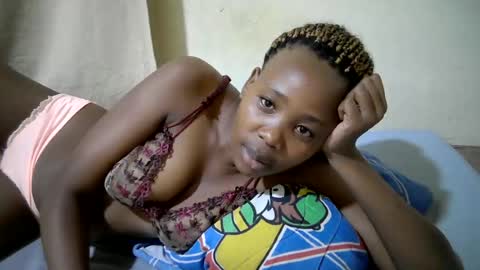 queen_slender online show from July 28, 9:14 pm
