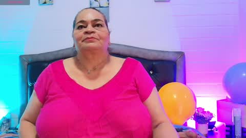 VickyBoobss online show from April 4, 1:32 pm