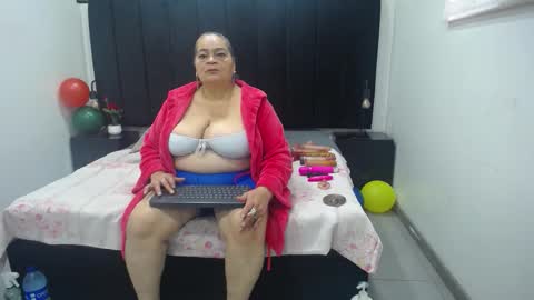 VickyBoobss online show from November 3, 12:31 pm