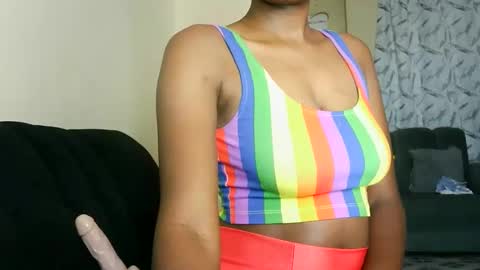 queentasha342215 online show from January 15, 9:26 am