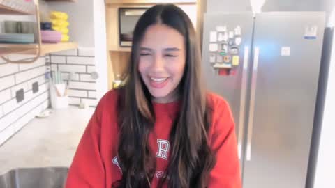 Snapshot of queenv66 chatting on February 2, 1:12 am Val - online show from February 2, 1:12 am