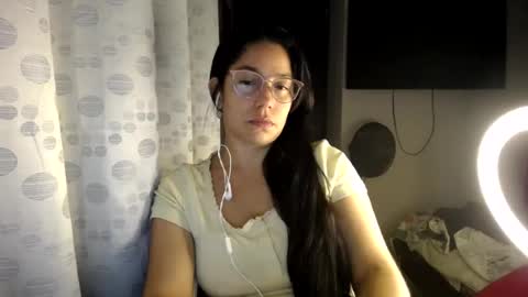 Paola online show from June 19, 2:16 am