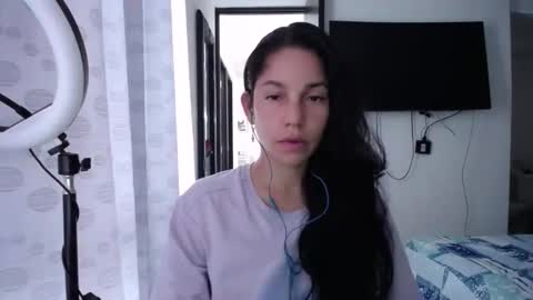 Paola online show from January 6, 8:07 pm