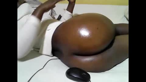 quincy joy11 online show from May 15, 1:36 pm