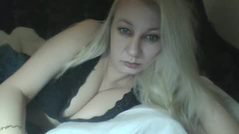 qwertyui online show from May 16, 12:02 am